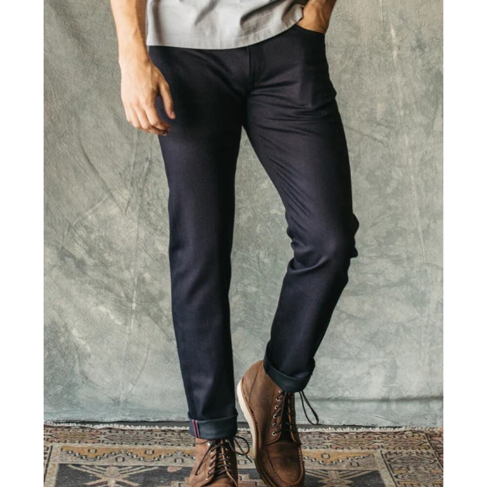 Classic Men's Straight Jeans - Navy